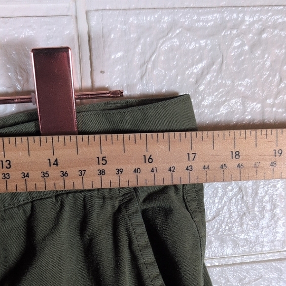 363-Zara Woman Khaki Trousers - Picture 2 of 5